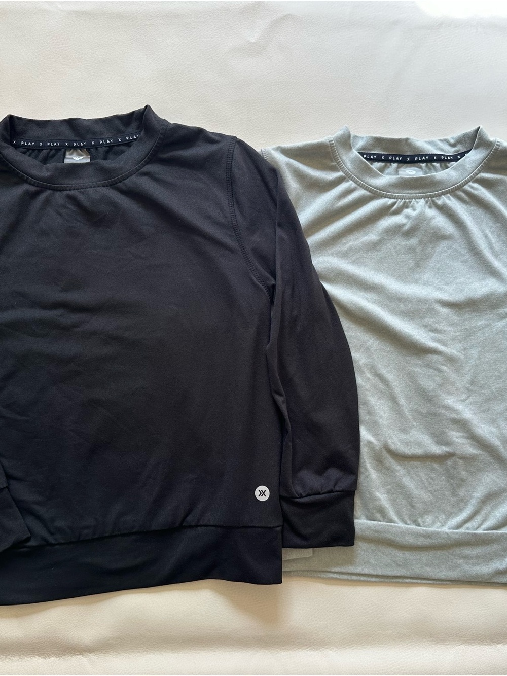8/9 Play by Rylee + Cru Athletic Black and Gray Neutral Long Sleeve Shirts